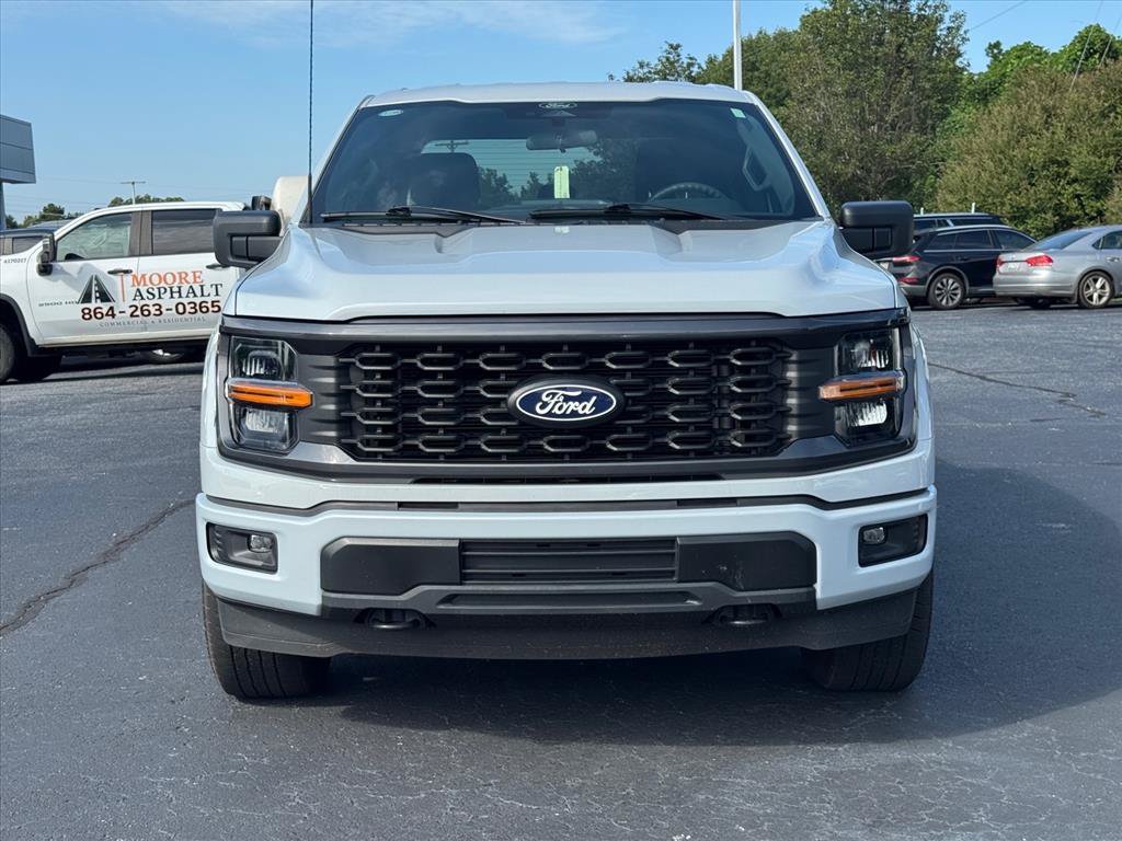 Used 2025 Ford F150 STX w/ Equipment Group 200A AWD/4WD image 8
