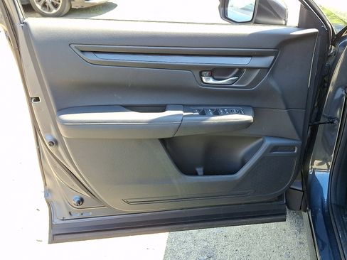 Used 2023 Honda CR-V EX image 12