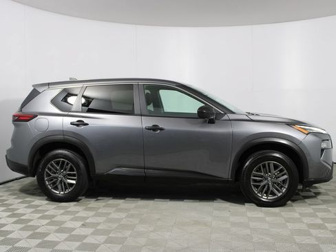Used 2024 Nissan Rogue S FWD image 29