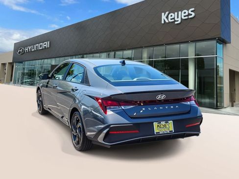 Certified 2026 Hyundai Elantra Sport FWD image 7