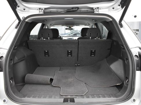 Used 2019 Chevrolet Equinox LT image 17