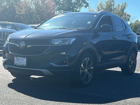 Certified 2023 Buick Encore GX Select w/ Safety Package II image 3