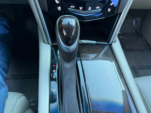 Used 2016 Cadillac XTS Luxury image 21