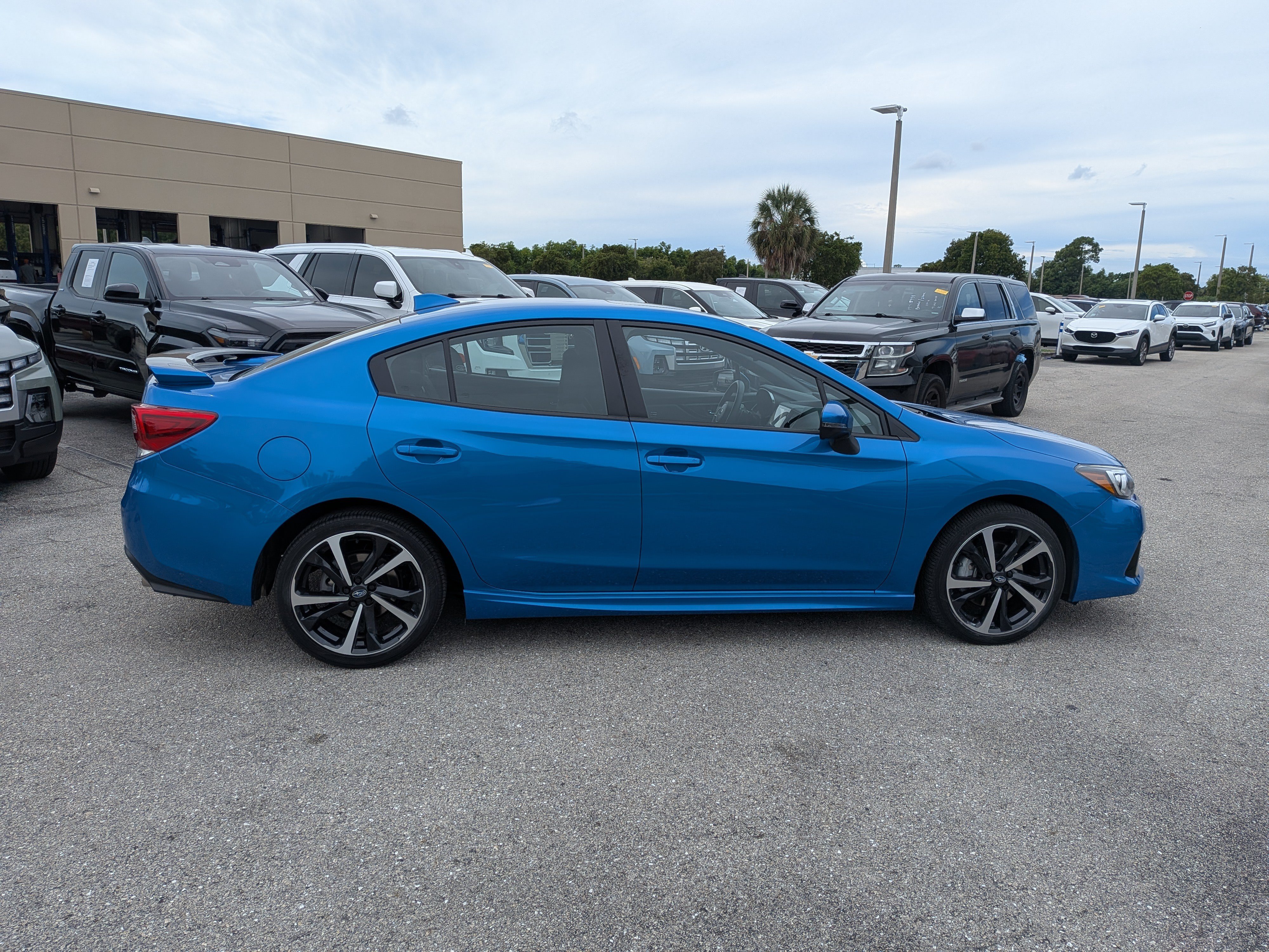 Used 2023 Subaru Impreza 2.0i Sport AWD/4WD image 3