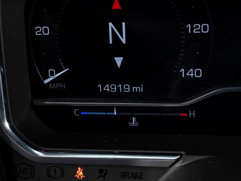 Used 2024 GMC Sierra 2500 AT4X image 21