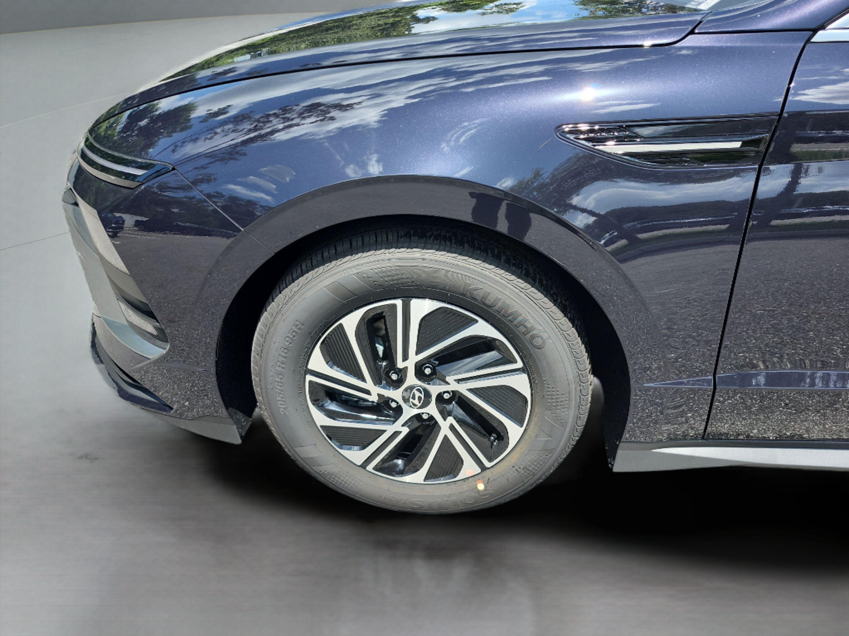 New 2026 Hyundai Sonata Blue FWD image 9