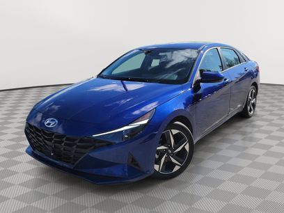 Certified 2023 Hyundai Elantra SEL w/ Convenience Package