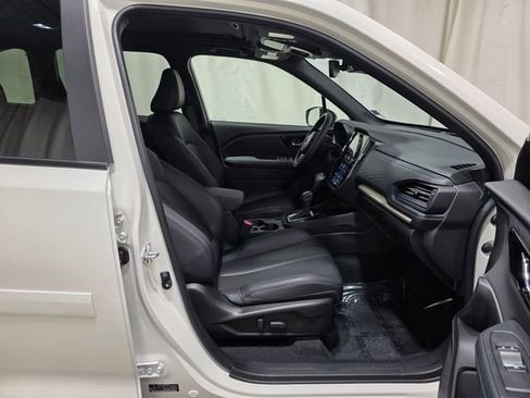 Certified 2025 Subaru Forester Limited w/ Popular Package image 35