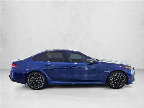 New 2026 BMW M5 w/ Executive Package image 7