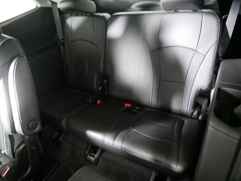 Used 2021 Buick Enclave Avenir w/ Avenir Technology Package image 33