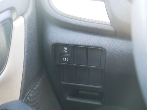 Used 2017 Honda CR-V LX image 26