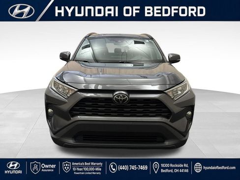 Used 2019 Toyota RAV4 XLE w/ Convenience Package AWD/4WD image 2