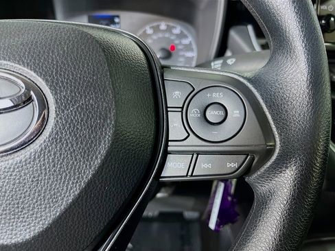 Used 2025 Toyota Corolla LE FWD image 15