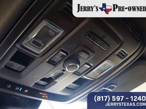 Used 2024 GMC Yukon Denali w/ Denali Reserve Package AWD/4WD image 14