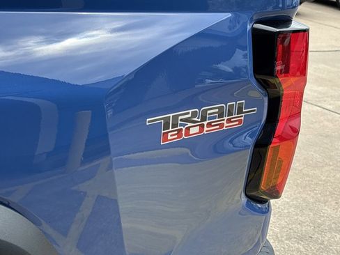 New 2026 Chevrolet Colorado Trail Boss AWD/4WD image 11