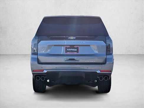 New 2026 Chevrolet Suburban Premier image 6