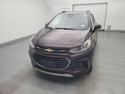 Used 2020 Chevrolet Trax LT FWD image 15