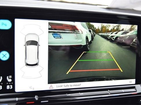 New 2026 Volkswagen Atlas Cross Sport SE image 13