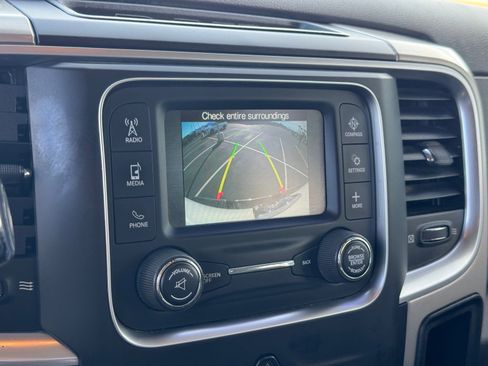 Used 2016 RAM 2500 SLT image 28