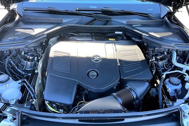 Certified 2026 Mercedes-Benz GLC 300 4MATIC image 9