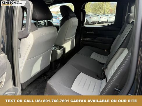 Used 2025 Toyota Tacoma TRD Off-Road image 32