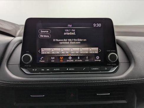 Used 2023 Nissan Rogue S image 27