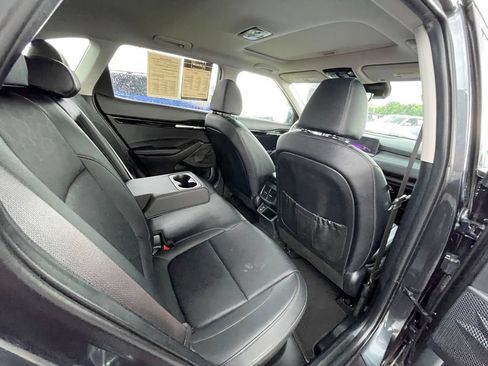 Certified 2024 Kia Seltos SX w/ SX Sunroof Package AWD/4WD image 23