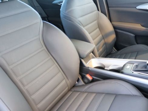 New 2026 Alfa Romeo Tonale w/ Black Premium Package image 37