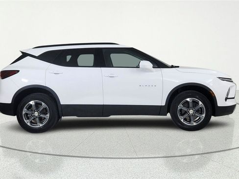Used 2024 Chevrolet Blazer LT w/ Convenience Package FWD image 6
