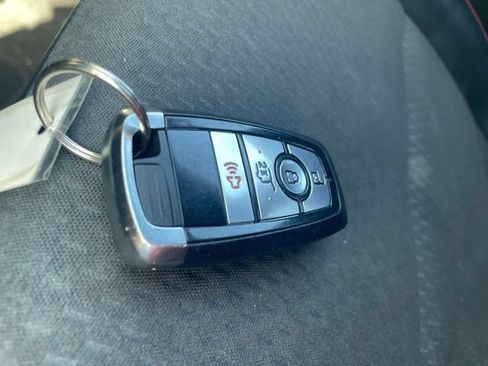 Used 2024 Ford Escape ST-Line w/ Tech Pack #1 FWD image 4