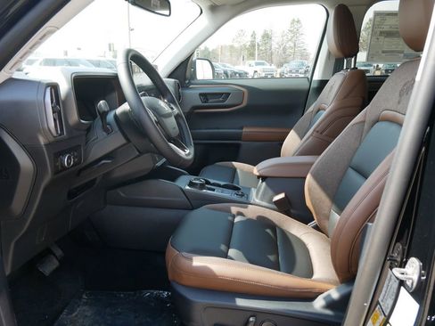 New 2025 Ford Bronco Sport Outer Banks w/ Outer Banks Tech Package+ AWD/4WD image 7