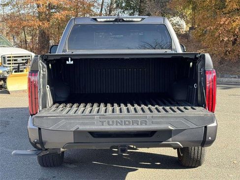 Used 2024 Toyota Tundra Platinum image 4