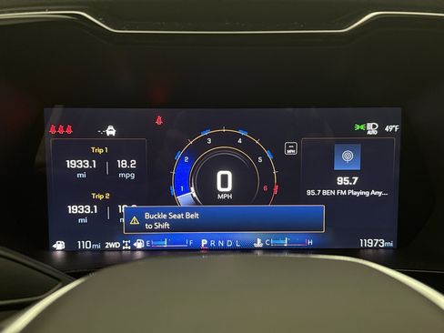Used 2024 Chevrolet Colorado Z71 w/ Z71 Convenience Package 2 AWD/4WD image 13