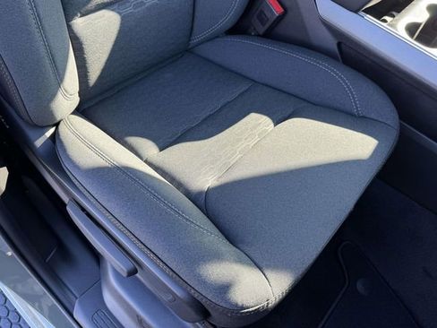 New 2026 RAM 1500 4x4 Crew Cab image 16