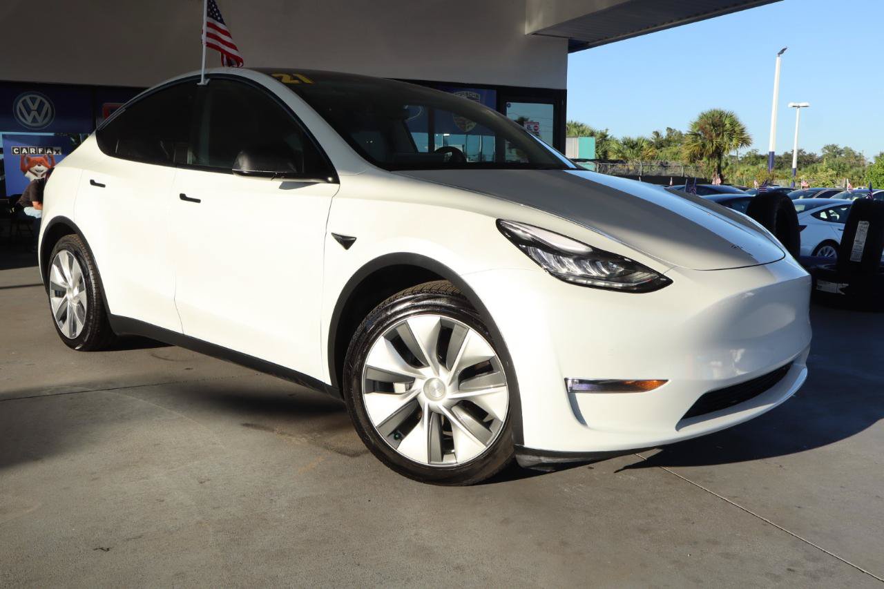 Used 2021 Tesla Model Y Long Range AWD/4WD image 3