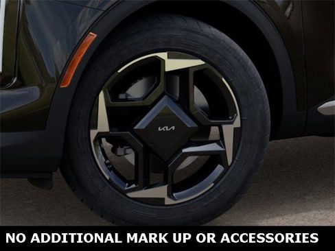 New 2026 Kia Sportage EX image 9