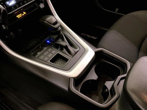 Used 2020 Toyota RAV4 LE w/ All Weather Liner Package image 16