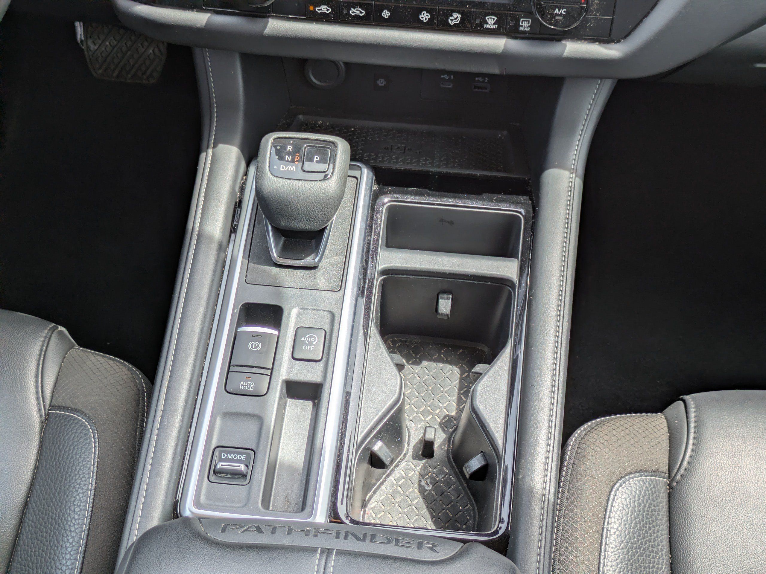 Used 2023 Nissan Pathfinder SL FWD image 22