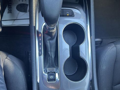 Used 2024 Chevrolet Malibu LT image 25