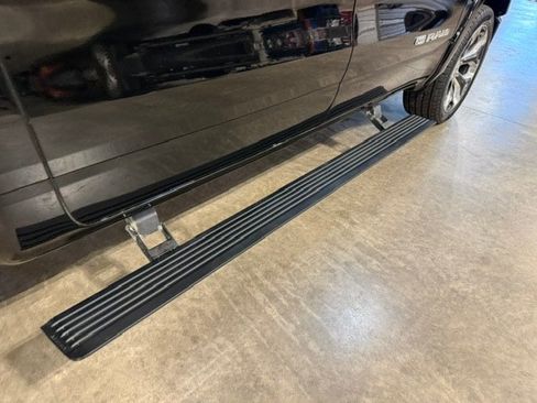 Used 2020 RAM 1500 Longhorn AWD/4WD image 19