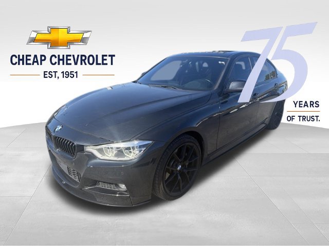 Used 2018 BMW 340i Sedan w/ Executive Package RWD image 2