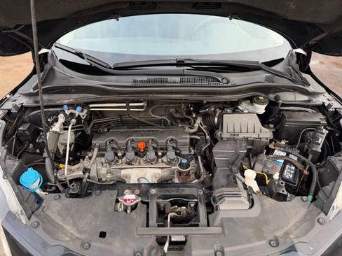 Used 2017 Honda HR-V EX image 11