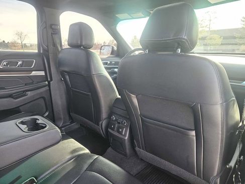 Used 2016 Ford Explorer Limited w/ Class II Trailer Tow Package image 40