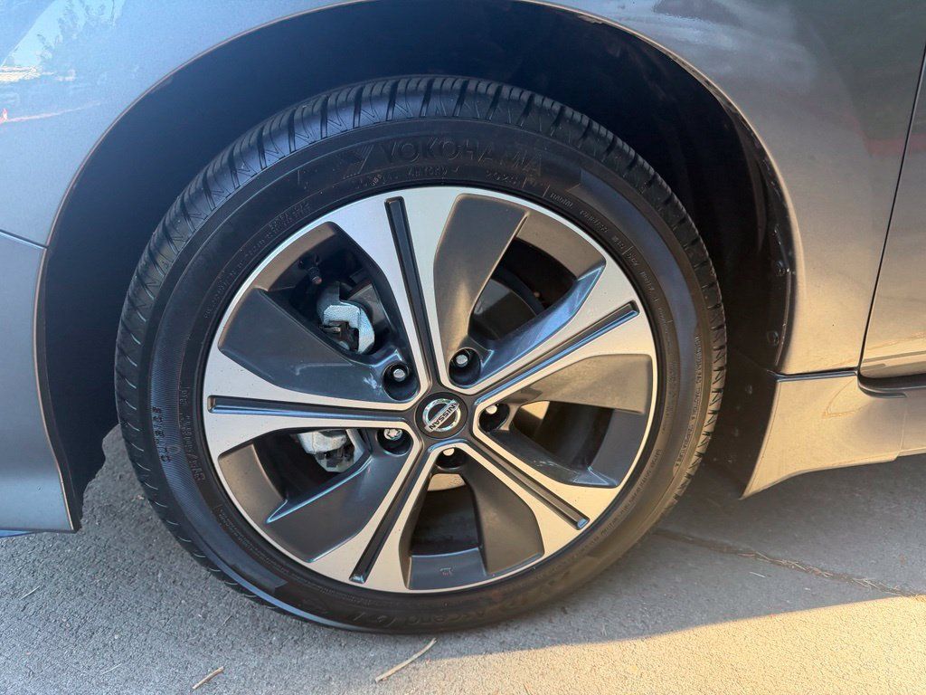 Used 2021 Nissan Leaf SL Plus FWD image 10