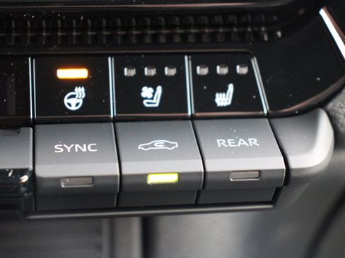 New 2026 Toyota Land Cruiser image 18