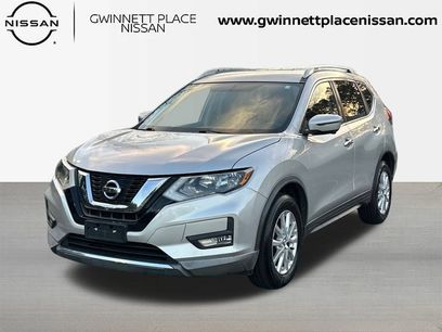 Used 2017 Nissan Rogue SV w/ SV Premium Package