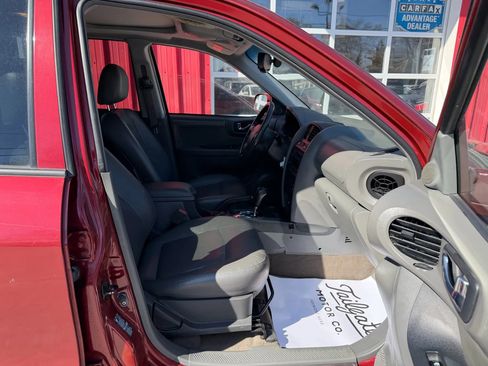 Used 2004 Hyundai Santa Fe LX AWD/4WD image 14