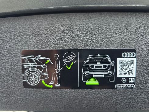New 2026 Audi SQ7 Premium Plus AWD/4WD image 18