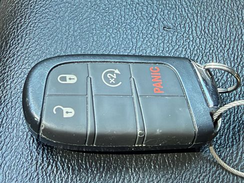 Used 2025 Jeep Wrangler Unlimited Sport AWD/4WD image 25