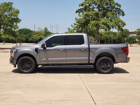 Used 2025 Ford F150 Lariat w/ Equipment Group 502A High AWD/4WD image 4
